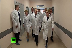 Путин посетил новый перинатальный центр в Брянске.jpg